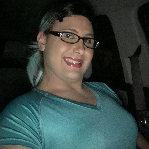 Meet your Posher, Daniel - Picture 1 of 1